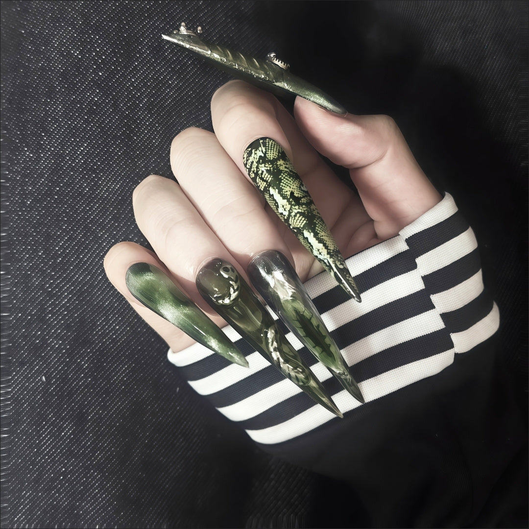 Edgy Baddie Press-on Nails: 'Dark Demon' Metal Cat Eye Design | Handmade Extra-Long & Luxuriously Detachable